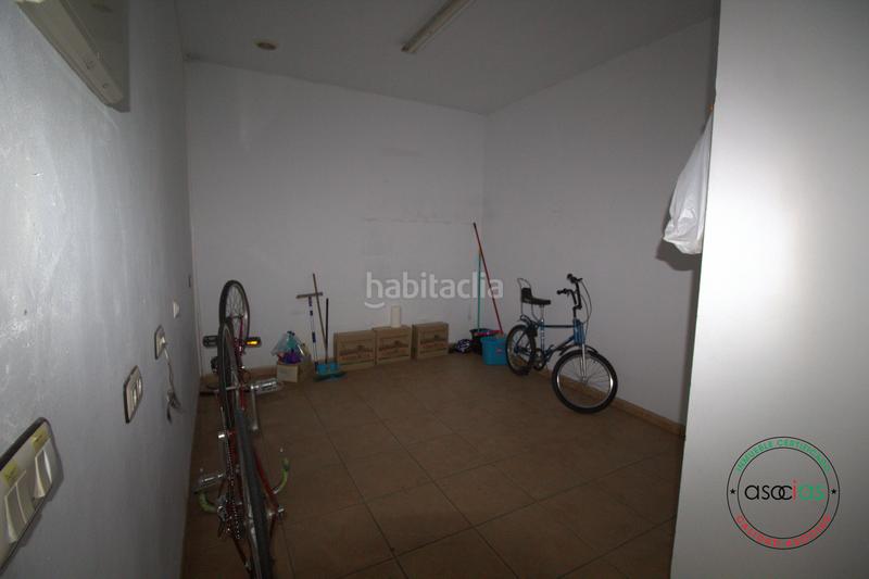 Foto ce3c2b6e-3386-4259-815f-12f67d0cc4cc. Local commercial dans Sama Langreo