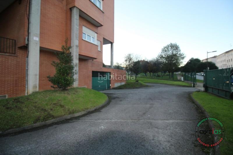 Foto 5b642c04-7507-4742-af7e-113abd73f88e. Posto auto in Gijón - salvador allende 20-22 in Roces Gijón