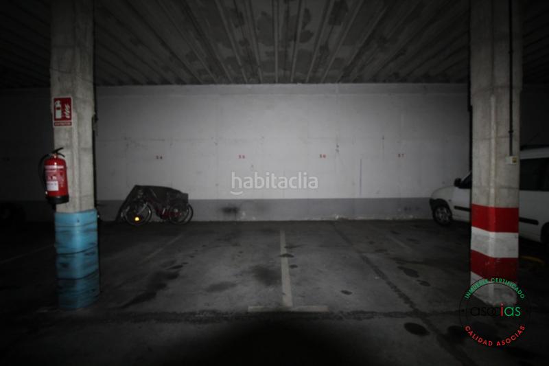 Foto 8bd5bd9c-c39e-4289-a8d1-d23a2862fa6d. Posto auto in Gijón - salvador allende 20-22 in Roces Gijón