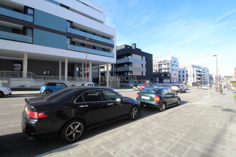 Foto f305e328-bd2c-441f-b8ae-7da2ce697f52. Affitto locale commerciale in Nuevos Roces Gijón