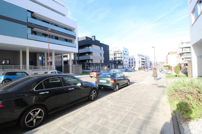 Foto f8c2219a-0746-41b4-a9ba-6c7adcdd12ed. Alquiler local comercial estás buscando local en nuevo roces para tu negocio? en Gijón