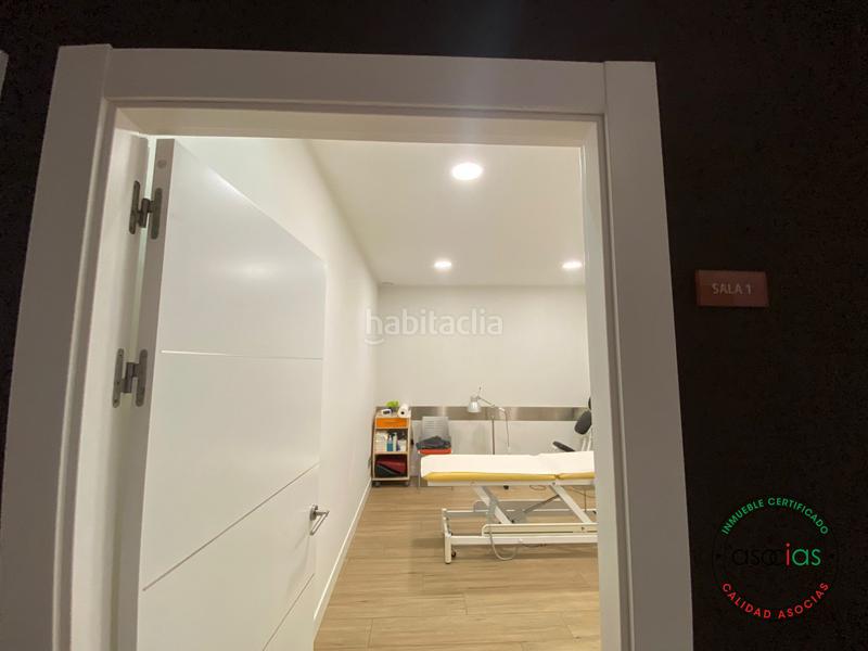 Foto af9b4b8e-0a5a-4ff7-97e7-c997b29833e2. Local comercial local instalado nuevo como clinica de fisioterapia en Gijón