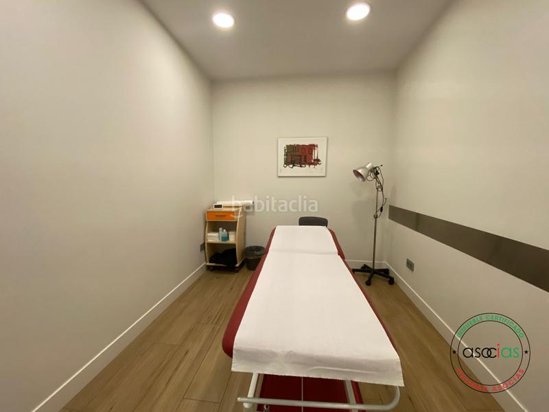Foto c59ff597-08af-473a-a4f6-24de8289b98e. Local comercial local instalado nuevo como clinica de fisioterapia en Gijón