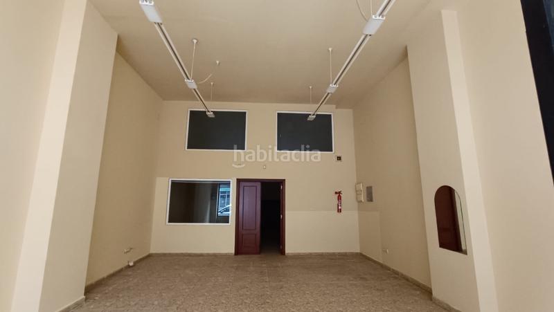 Foto 3ab6608b-7d0a-4bf2-8299-d3a1be2f6142. Rent business premise in Gijón - cl eleuterio quintanilla 32 in Gijón