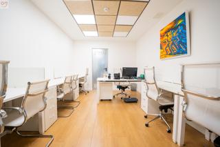 Miete Büro  Gijón - plaza nicanor piñole. Oficina en alquiler en el centro de gijón. equipada con seis pue