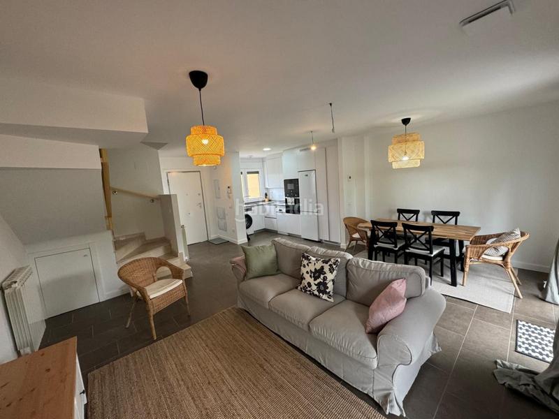 Foto 56da4f9b-d604-44bb-a0d5-555388aae404. Rent house in la pola Siero Siero