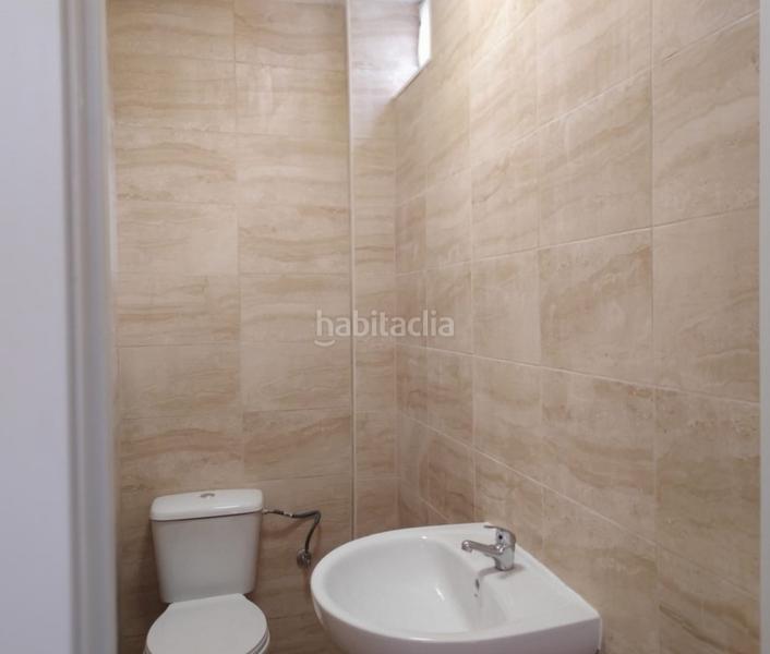 Foto 734ff185-2859-4ec7-97a9-ec7ae50e8b70. Alquiler local comercial buscas un local reformado para entrar? en Gijón