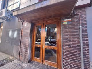 Location Appartement à La Calzada. Piso alquiler calzada 3hab con altura