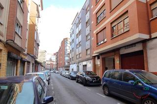 Flat  Gijón - boal. Piso en venta muy espacioso. ascensor. reformado. luminoso.