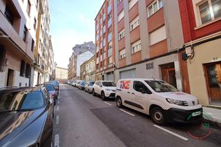 Etagenwohnung  Gijn - jess. Piso en venta zona jesuitas. reformado. luminoso. 3 dormitorios.