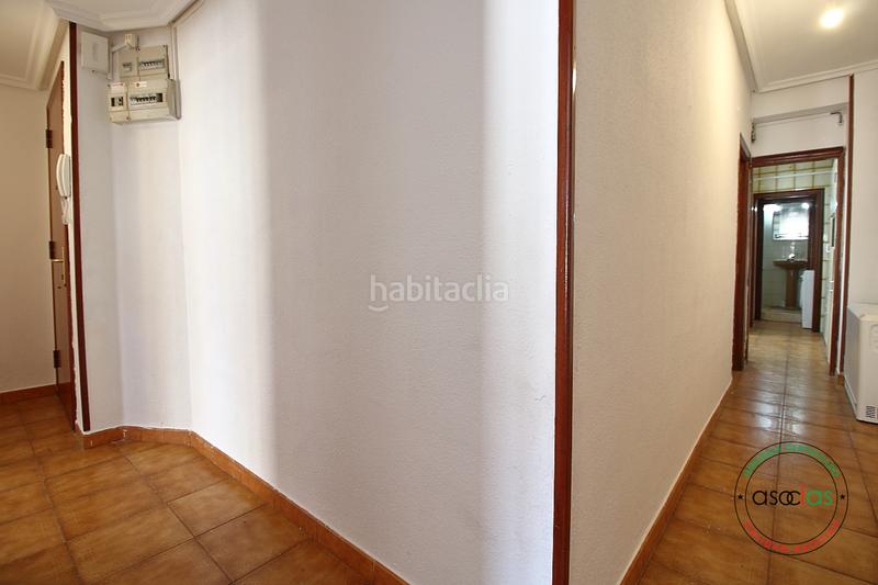 Foto 32398fb5-5a72-4e24-885a-39b6d81b2043. Piso  en venta zona jesuitas. reformado. luminoso. 3 dormitorios. en Gijón