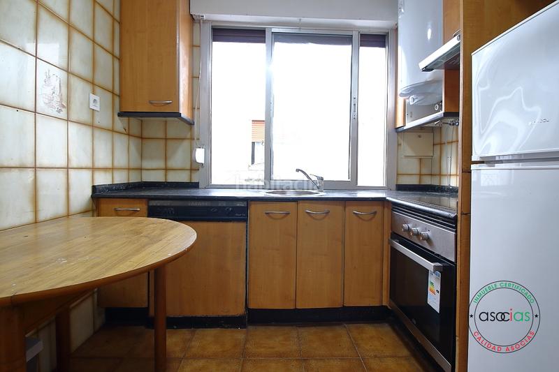 Foto 5cbdc2b2-1225-4510-8fae-3ec2c2efe986. Piso  en venta zona jesuitas. reformado. luminoso. 3 dormitorios. en Gijón