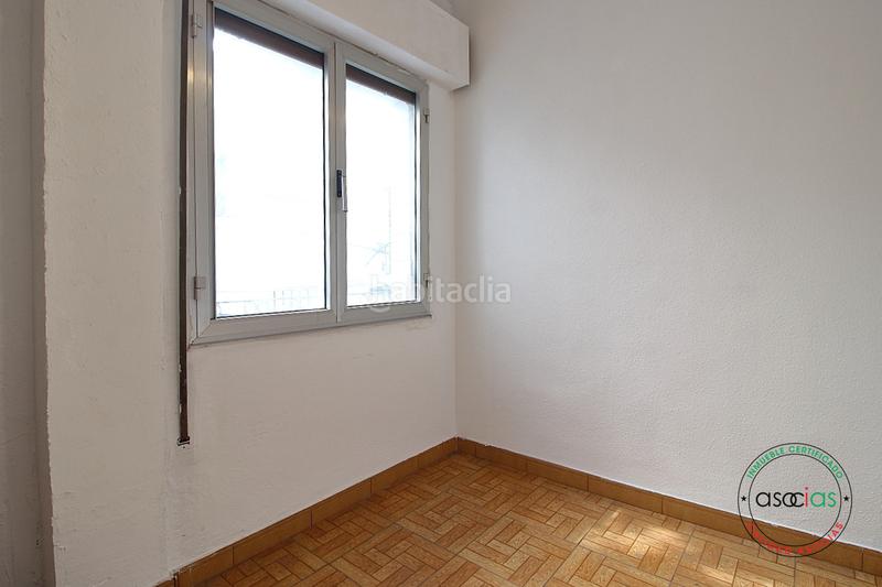 Foto 80602cc8-f7b3-4a10-87cf-7adf8711d056. Piso  en venta zona jesuitas. reformado. luminoso. 3 dormitorios. en Gijón