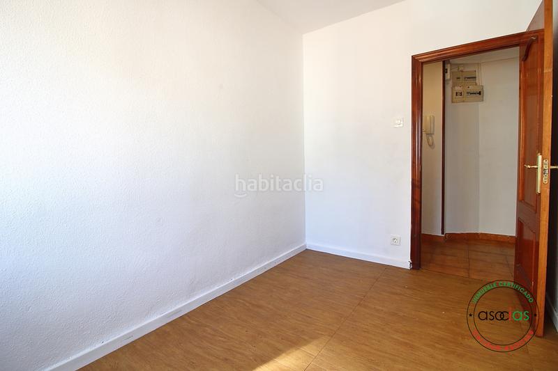 Foto f42a3b41-6c70-4dfe-9ef0-bd9f4df3711e. Piso  en venta zona jesuitas. reformado. luminoso. 3 dormitorios. en Gijón