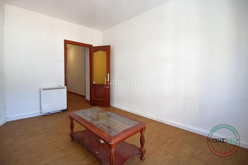 Foto f49bd38b-9dd8-46f3-9265-a183c7556a08. Piso  en venta zona jesuitas. reformado. luminoso. 3 dormitorios. en Gijón