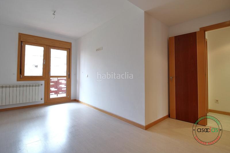 Foto 098fcb2b-0891-4952-8583-54664085cb18. Piso en Gijón - ramón gómez lozana 215 venta vivienda nuevo roces con terraza en Gijón