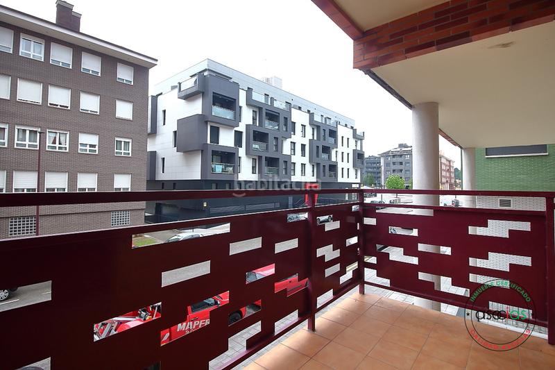 Foto 0d0ae680-cba6-40cc-8b49-45e84039ba95. Piso en Gijón - ramón gómez lozana 215 venta vivienda nuevo roces con terraza en Gijón