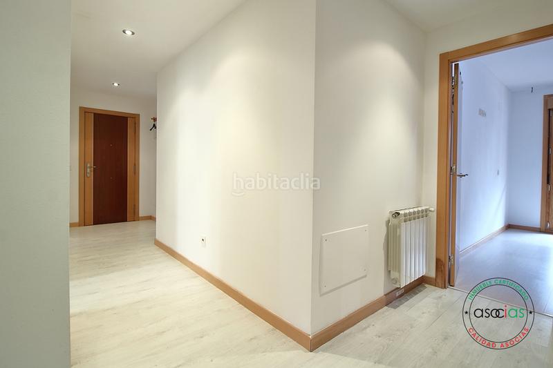 Foto aab0df9e-9a3c-4bf0-9451-87e5af812142. Piso en Gijón - ramón gómez lozana 215 venta vivienda nuevo roces con terraza en Gijón