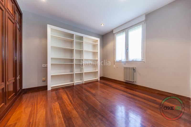 Foto b67a82c8-e7c4-448a-bd85-1be1ac516d3c. Casa en Gijón - camino de los jazmines 103 chalet en venta en somio en Gijón