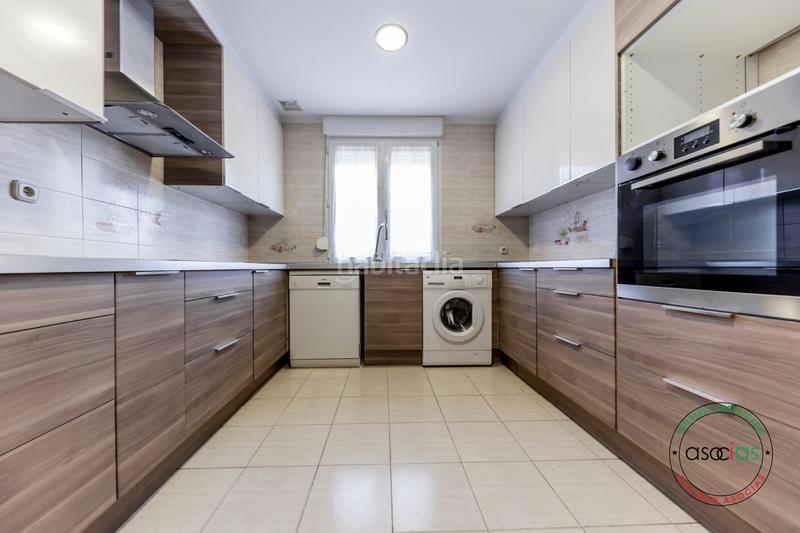 Foto ddbe3504-9813-41d3-a911-9eee8ee447f4. Casa en Gijón - camino de los jazmines 103 chalet en venta en somio en Gijón
