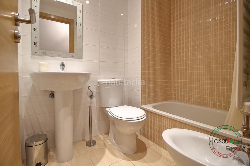 Foto 2a9075a7-88ee-4887-aba4-edc6cdc7502f. Piso venta piso en luanco. dos dormitorios, dos baños. garaje y trastero. playa. amueblado. moderno. en Gozón