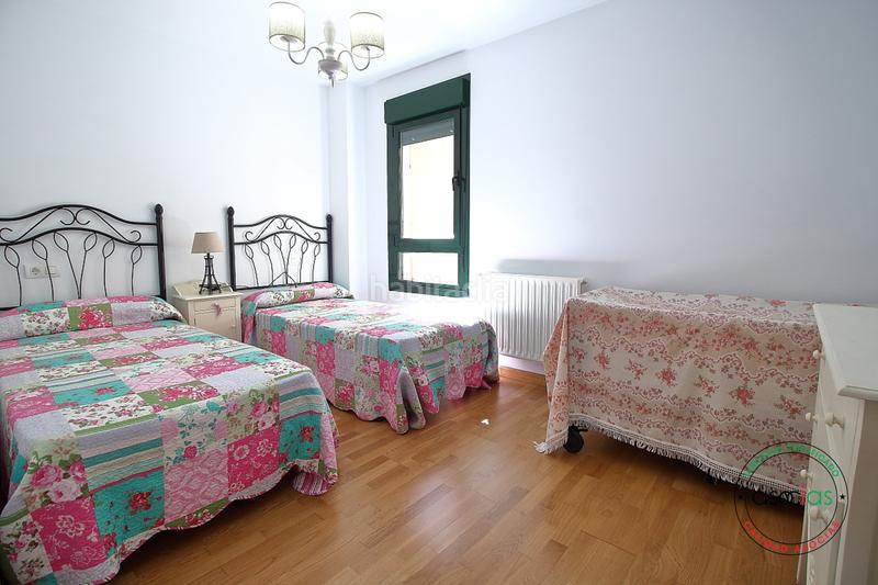 Foto 2ffed98c-6fec-4729-8c02-1d5c5ead3443. Piso venta piso en luanco. dos dormitorios, dos baños. garaje y trastero. playa. amueblado. moderno. en Gozón