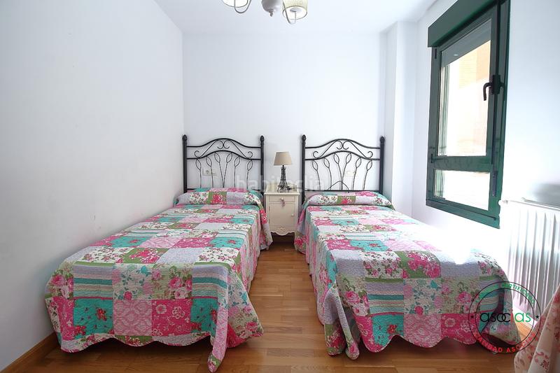 Foto 4794f319-33b9-4f64-91d1-c975126bbeed. Piso venta piso en luanco. dos dormitorios, dos baños. garaje y trastero. playa. amueblado. moderno. en Gozón