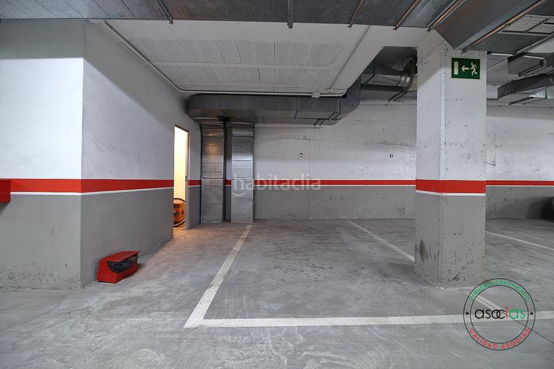Foto 8c6e077e-f58d-4242-ae45-eb75c1321659. Piso venta piso en luanco. dos dormitorios, dos baños. garaje y trastero. playa. amueblado. moderno. en Gozón
