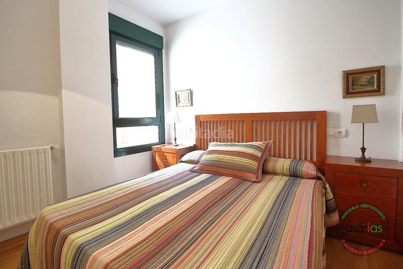 Foto b24f0926-bc02-4914-a57d-cc21f6830e30. Piso venta piso en luanco. dos dormitorios, dos baños. garaje y trastero. playa. amueblado. moderno. en Gozón