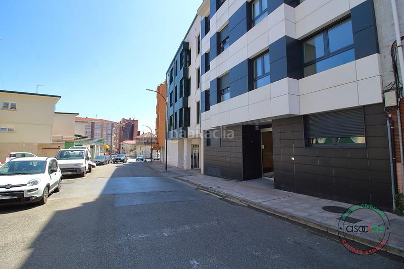 Foto cbe8e518-32db-4327-962f-9c7a88cb371c. Piso venta piso en luanco. dos dormitorios, dos baños. garaje y trastero. playa. amueblado. moderno. en Gozón
