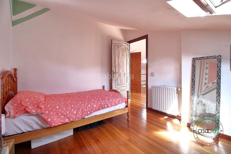 Foto 50125a6a-8f71-45c7-a7bf-9f35c5a02f90. Casa a Gijón - camín montejurra-Bernueces 428 a Bernueces Gijón