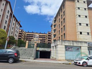 Autoparkplatz  Gijón - c/ smara. Amplia plaza en calle smara  viesques