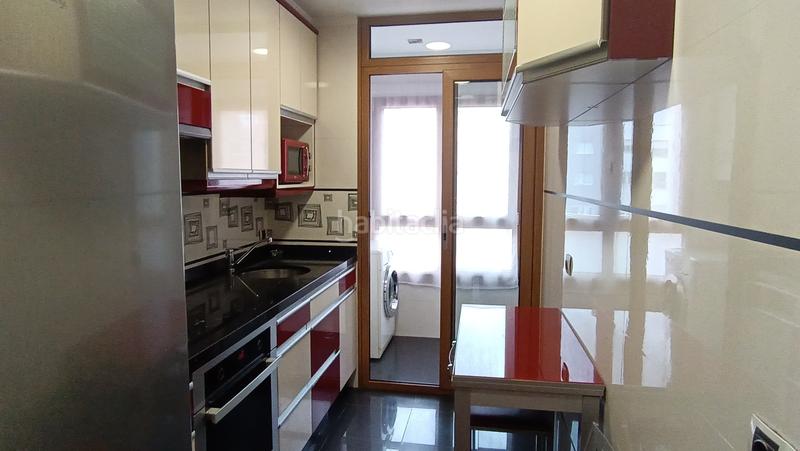 Foto cf7e3cd0-1d70-492d-9054-cd0ae8aa3c3e. Location appartement avec chauffage parking dans La Arena Gijón