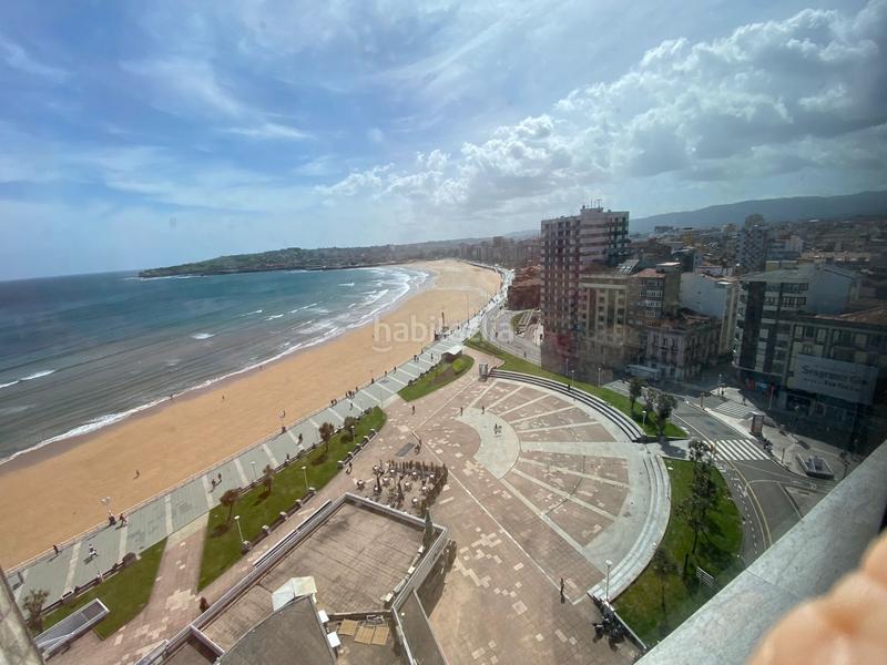 Foto e722d8e9-84c7-4a90-a72e-5419c55ae988. Alquiler piso alquiler con vistas al mar en Centro Gijón