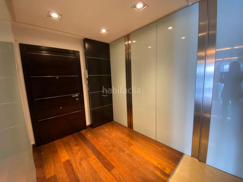Foto e4990a3d-cf7c-4fbc-aa54-d1084e854374. Location appartement avec chauffage parking dans Centro Gijón