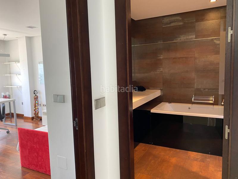 Foto f25846a2-f599-4ef0-8c23-4f7b02c1c51b. Location appartement avec chauffage parking dans Centro Gijón