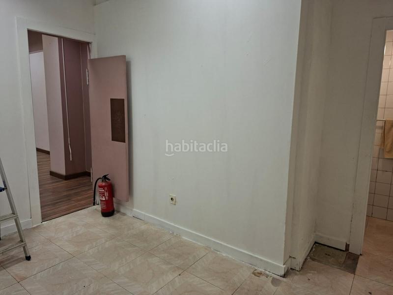 Foto 697e1654-0891-4fc8-9d7e-8a1392d59dbe. Rent business premise in Centro Gijón