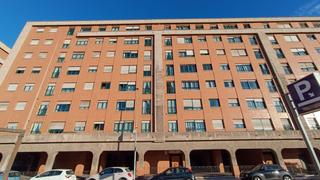 Miete Etagenwohnung  Gijón - maestro amado morán 20. Piso en alquiler de larga duración frente al centro comercial de