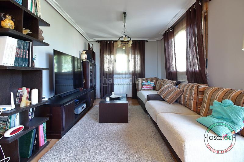 Foto 876efd0a-666d-4ad7-8d81-e3ee8710189c. Casa en Gijón - camino piñera de abajo 1026 casa con certificacion energética a en Gijón