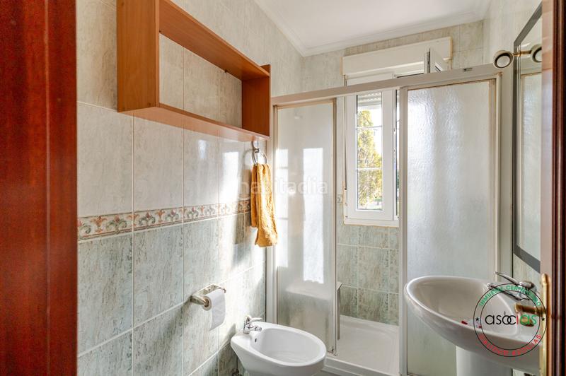 Foto 63387a94-0a40-4b5a-a51a-7073f69d26ca. Flat in Gijón - crta carbonera 38 in Llano Gijón