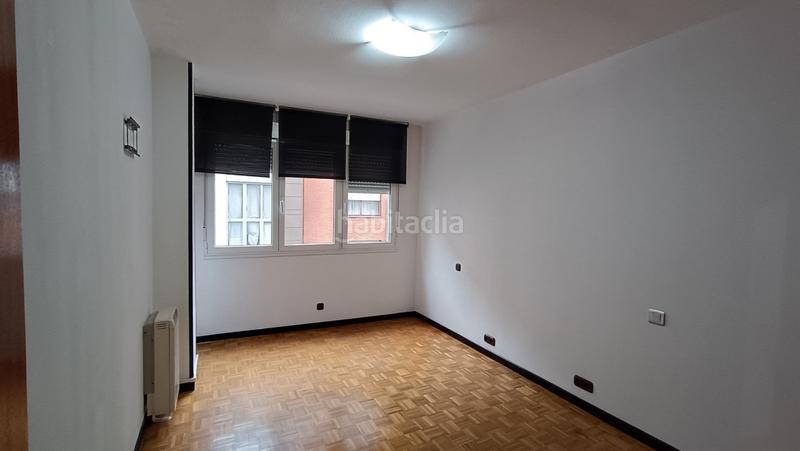 Foto 09e8ea09-f7b1-49f1-aa1e-17ceabeede43. Location appartement avec chauffage dans La Arena Gijón