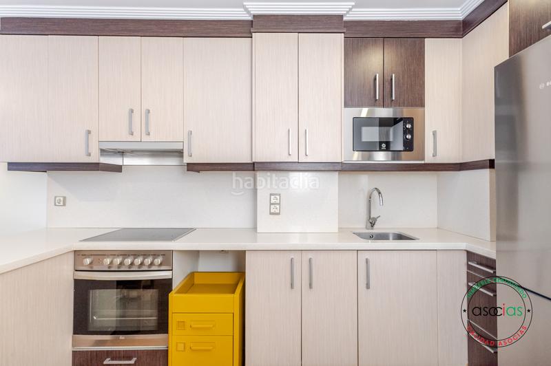 Foto 1055cd1d-0e08-414e-9570-dd84729d9cb1. Appartamento in Gijón - c/ perlora 2 in Laviada Gijón