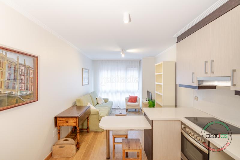 Foto 3f4de8f2-241b-48c9-af28-262852220ec2. Appartamento in Gijón - c/ perlora 2 in Laviada Gijón