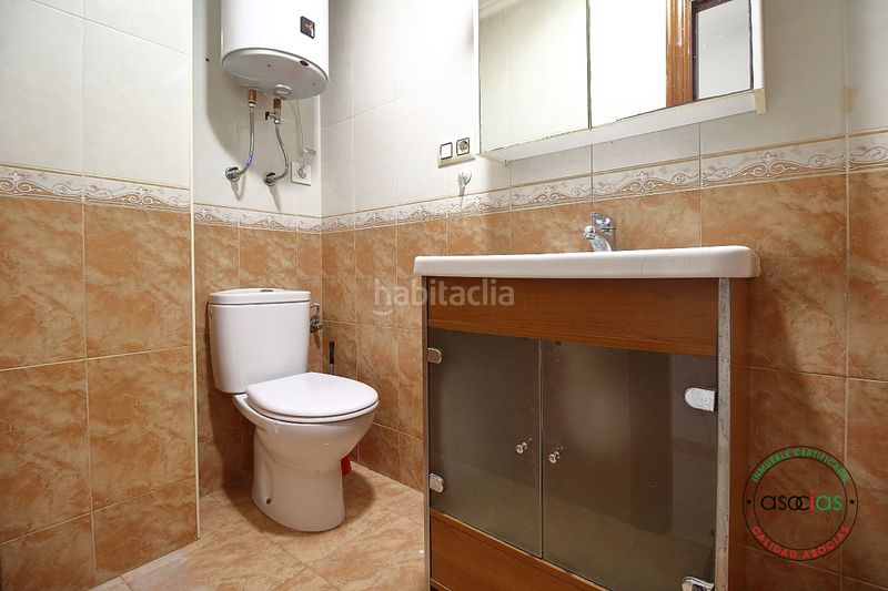 Foto 05057dce-94e1-4ccc-abd1-3efeae9b3df4. Pis amb calefacció a El Natahoyo Gijón