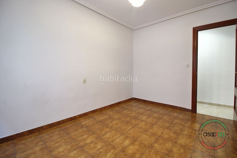 Foto a26d99c0-8349-4dd2-a1f6-55898e6144fd. Pis amb calefacció a El Natahoyo Gijón