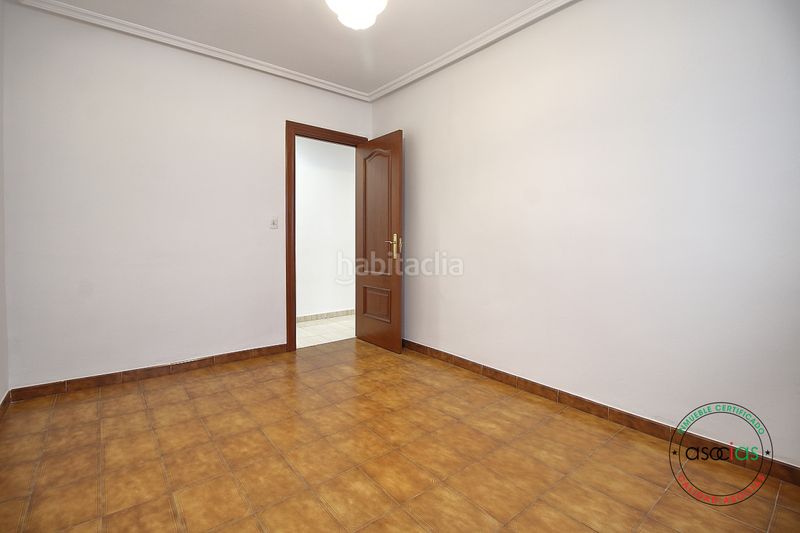 Foto e1fbf0b2-2078-41e8-b873-655a72e27002. Pis amb calefacció a El Natahoyo Gijón