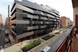 Etagenwohnung in Gijón - cl ezcurdia 146. Estupenda vivienda lado de playa san lorenzo, dos pisos unidos