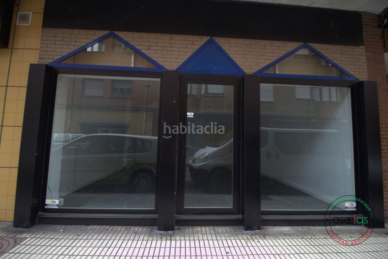 Foto d6cf8162-502a-455f-a30c-a3c2948f0c3a. Local comercial a Sama Langreo