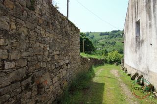Terreno residenziale in Gijón - camino del regueru-caldones. Venta parcela edificable en caldones