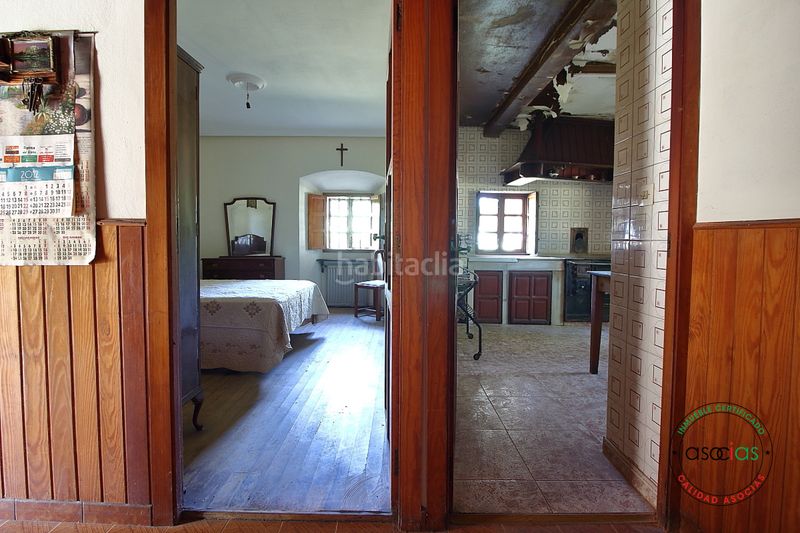 Foto 312a070c-0f6f-4ebc-a1b9-fb96595b0d44. Casa amb calefacció a Cabueñes Gijón